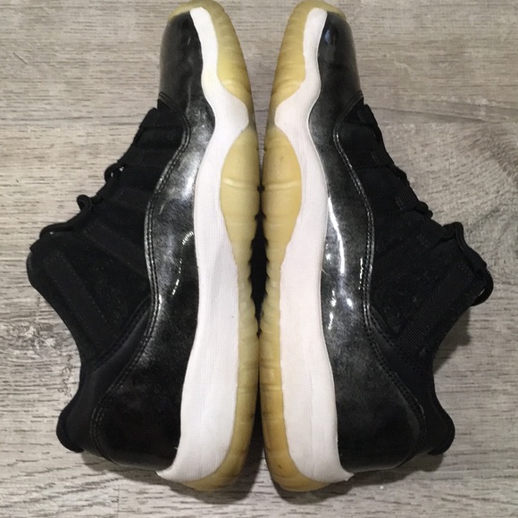 Air Jordan 11 Barons - Picture 3 of 6